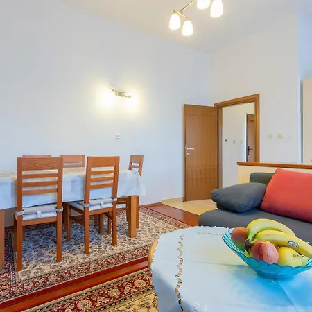 Apartamento Ana *
